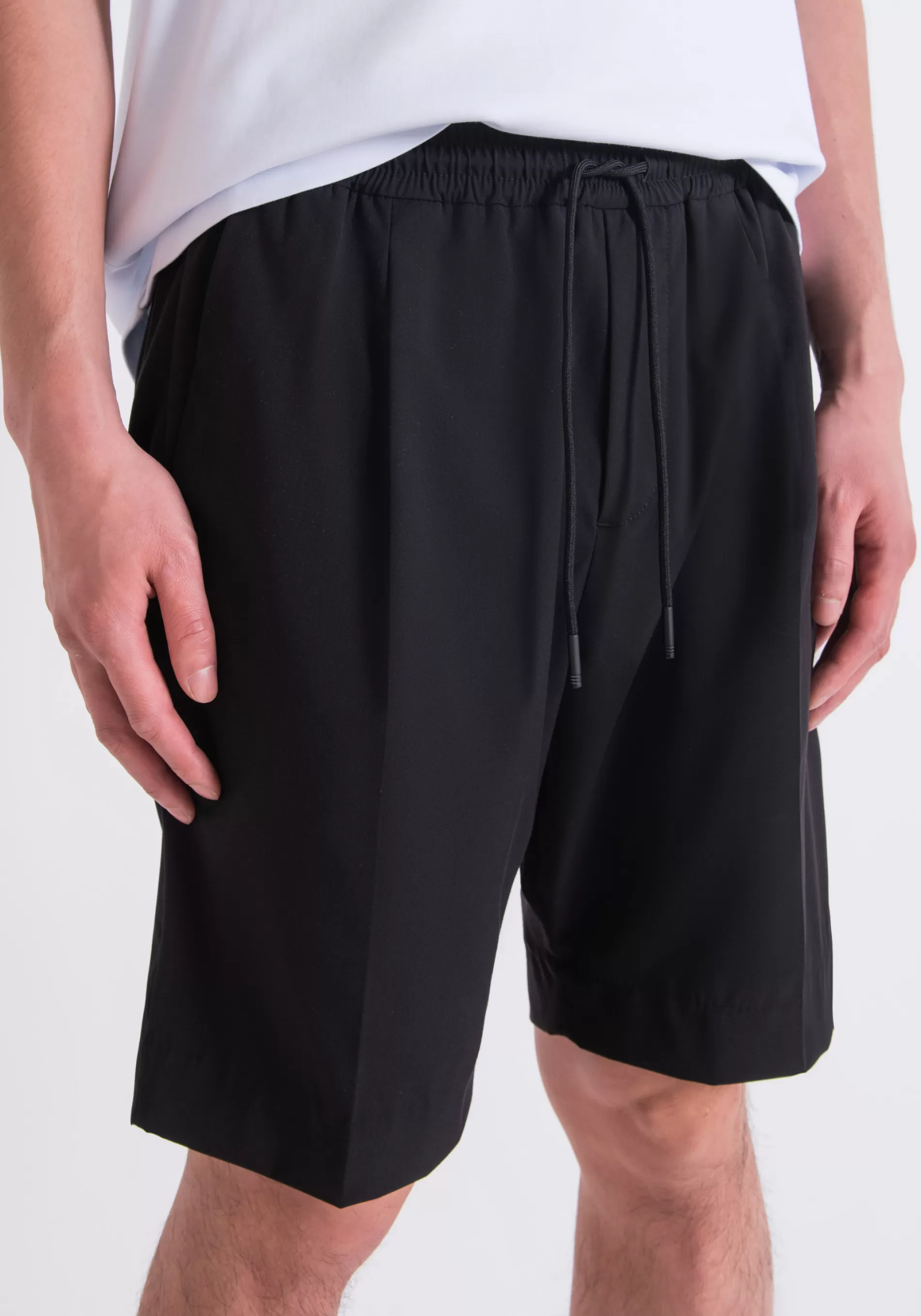Clearance NEIL REGULAR FIT SHORTS IN ELASTIC MIXED VISCOSE FABRIC Trousers