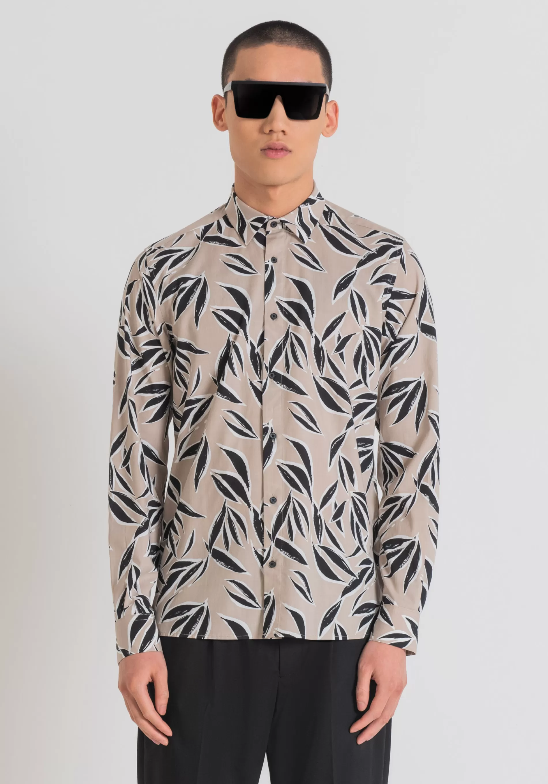 Store "BARCELONA" REGULAR FIT COTTON AND VISCOSE BLEND SHIRT WITH ALL-OVER PATTERN PRINT Shirts