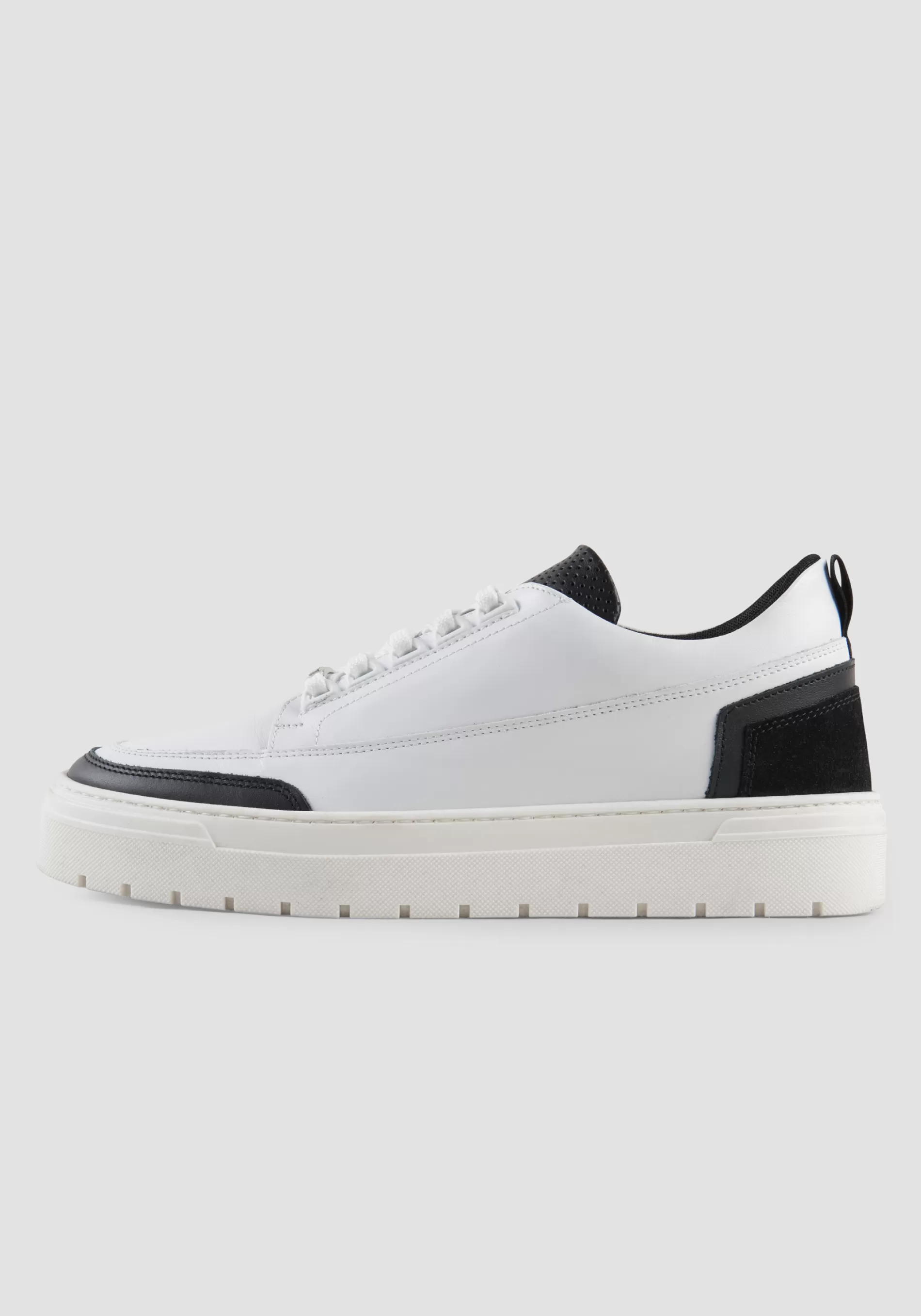 Best Sale "FLINT EYELET" LOW-TOP SNEAKERS IN LEATHER Sneakers