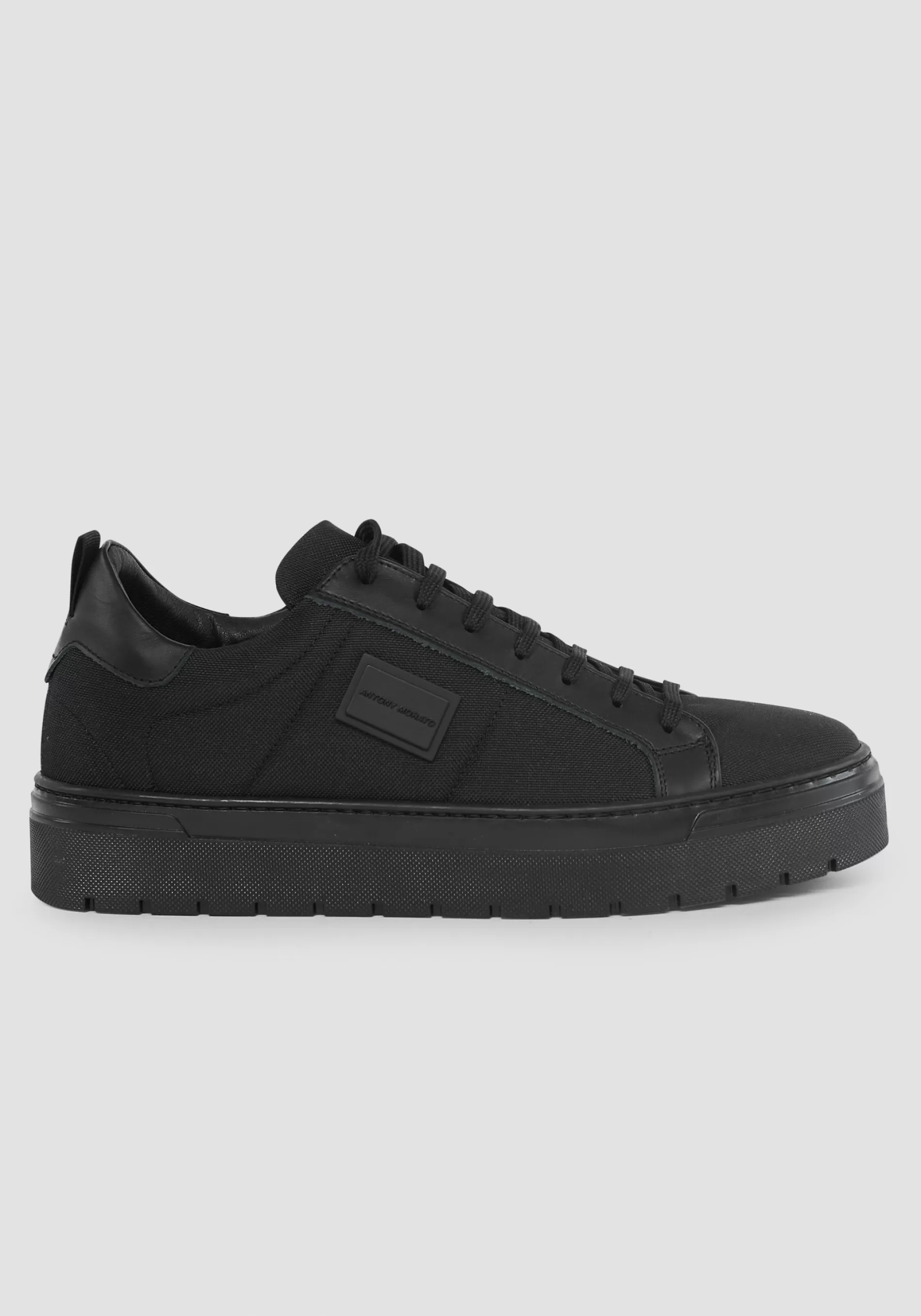 Online "METAL BOLD" LOW-TOP SNEAKERS WITH LEATHER DETAILS Sneakers