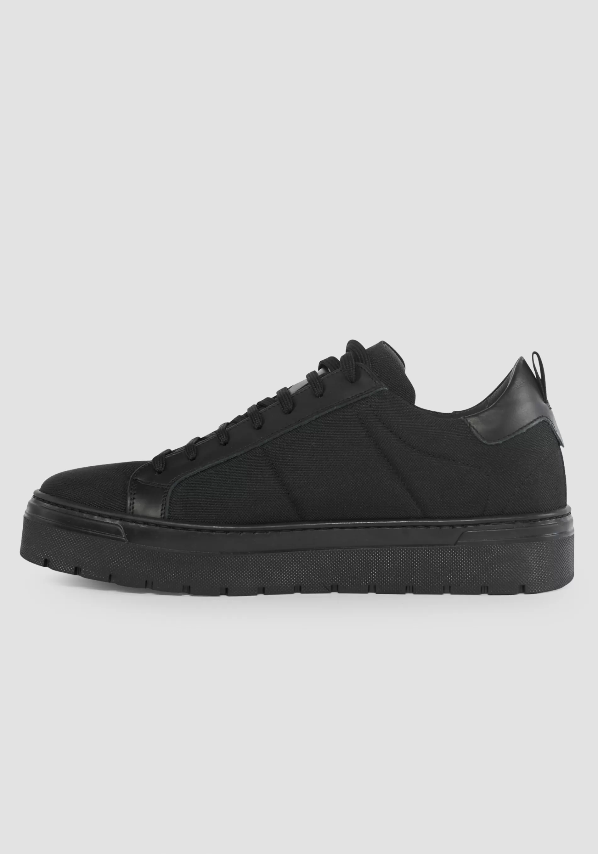 Online "METAL BOLD" LOW-TOP SNEAKERS WITH LEATHER DETAILS Sneakers
