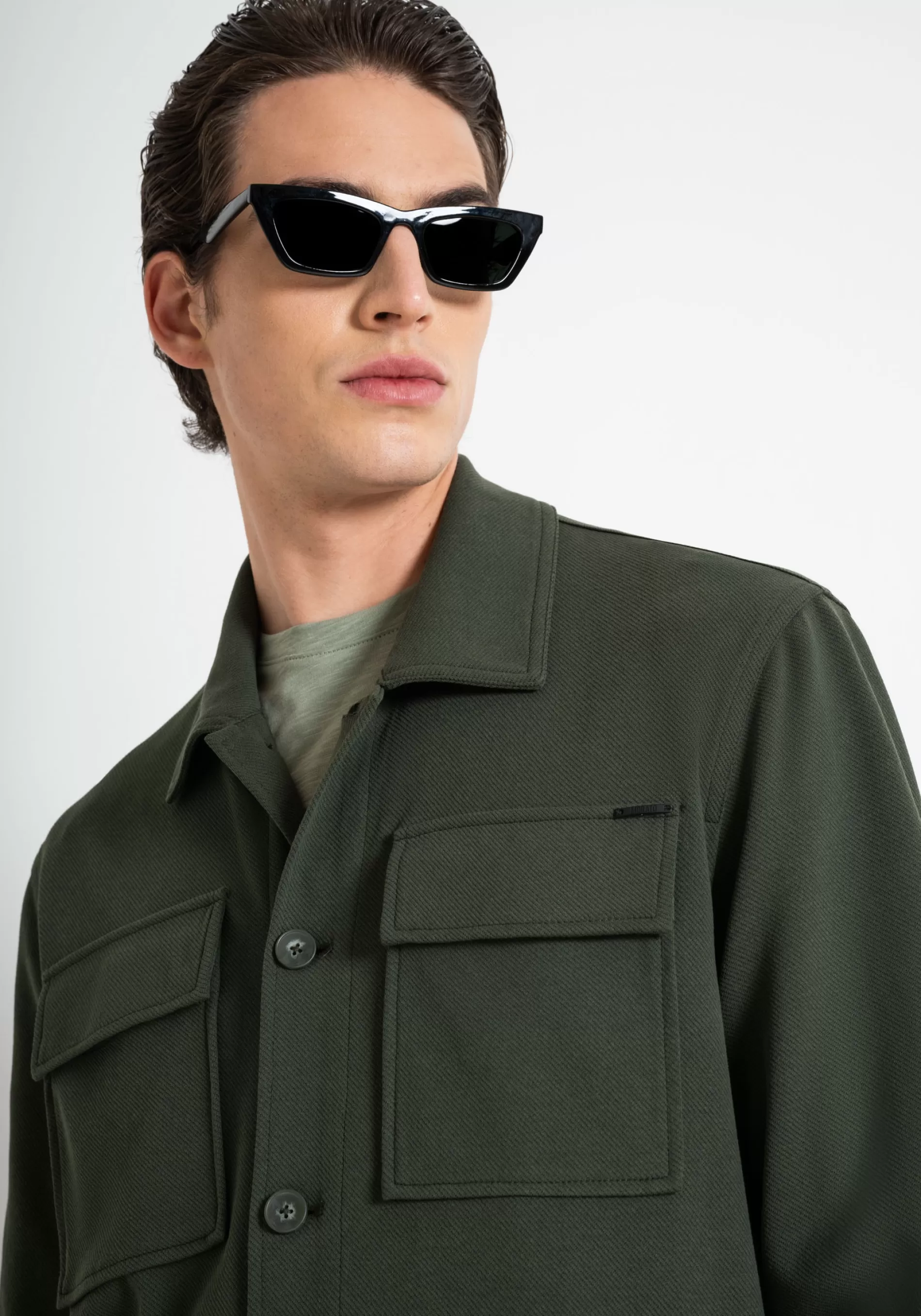 New "OSLO" STRAIGTH FIT SHIRT IN ELASTIC COTTON TWILL WITH LOGO PLAQUE Shirts