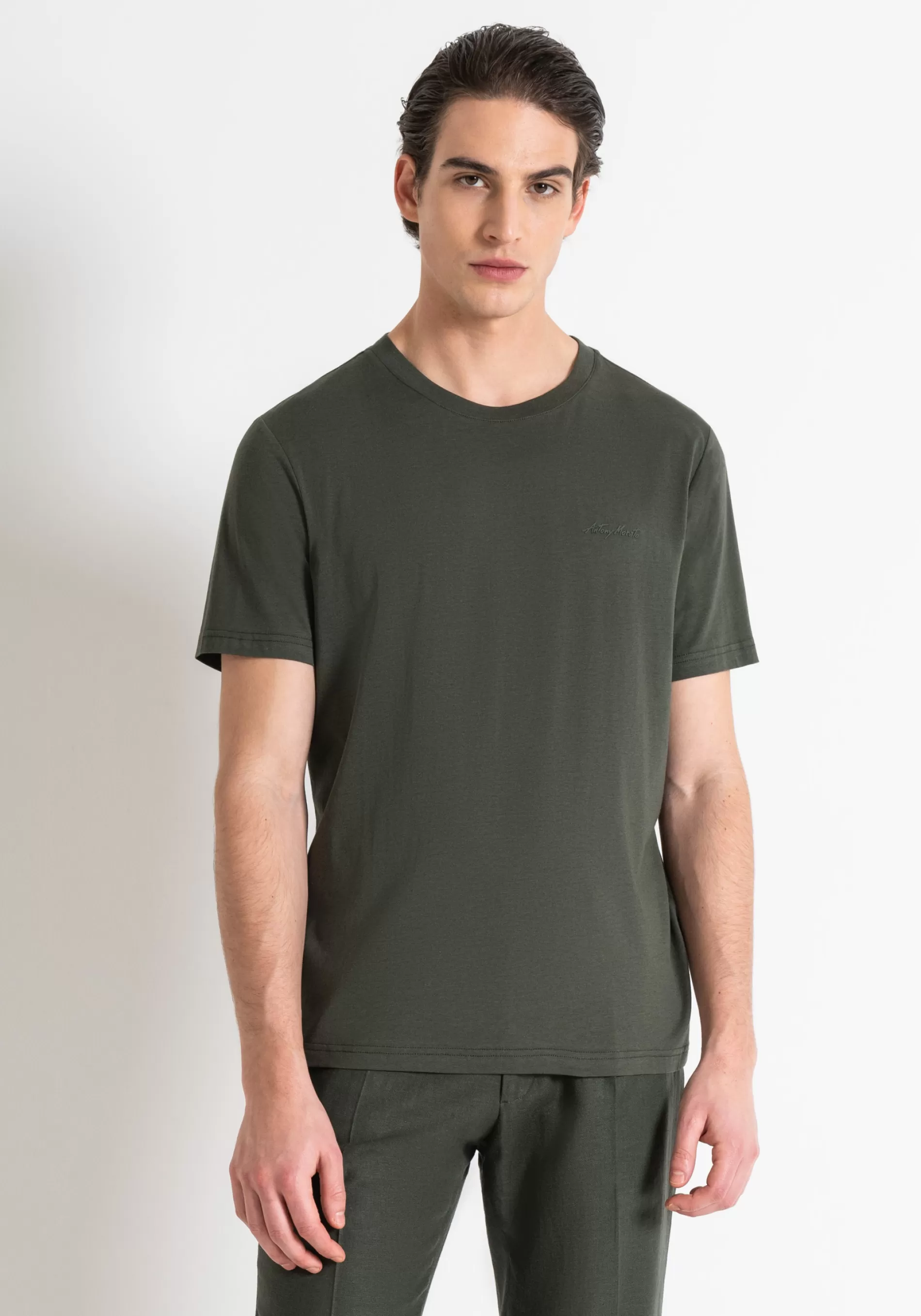Store REGULAR FIT COTTON VISCOSE T-SHIRT WITH INJECTION-MOLDED RUBBERIZED LOGO PRINT T-shirts and Polo
