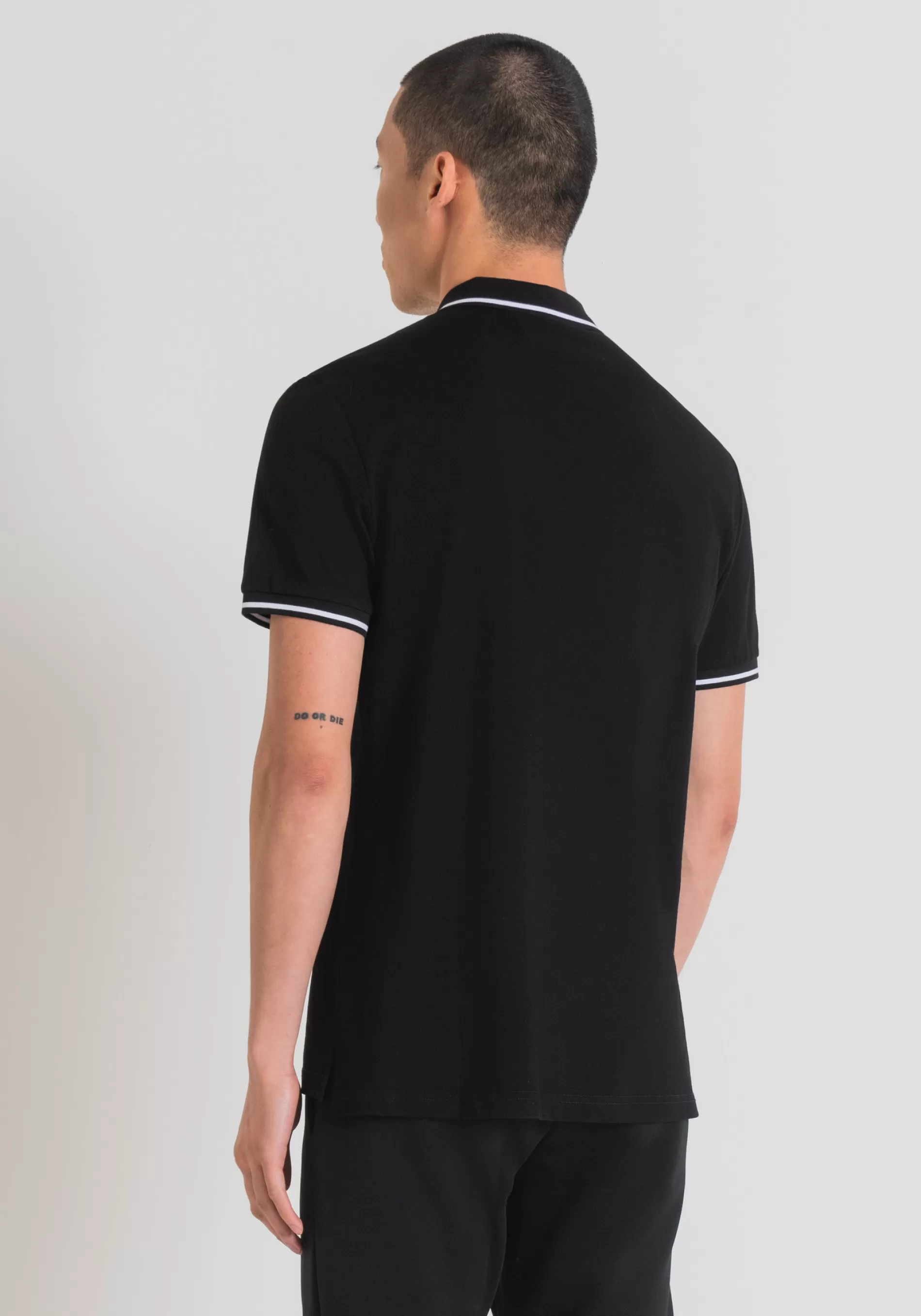 Store REGULAR FIT POLO SHIRT IN MERCERISED PIQUE WITH RUBBERISED PLAQUE AND METAL LOGO T-shirts and Polo