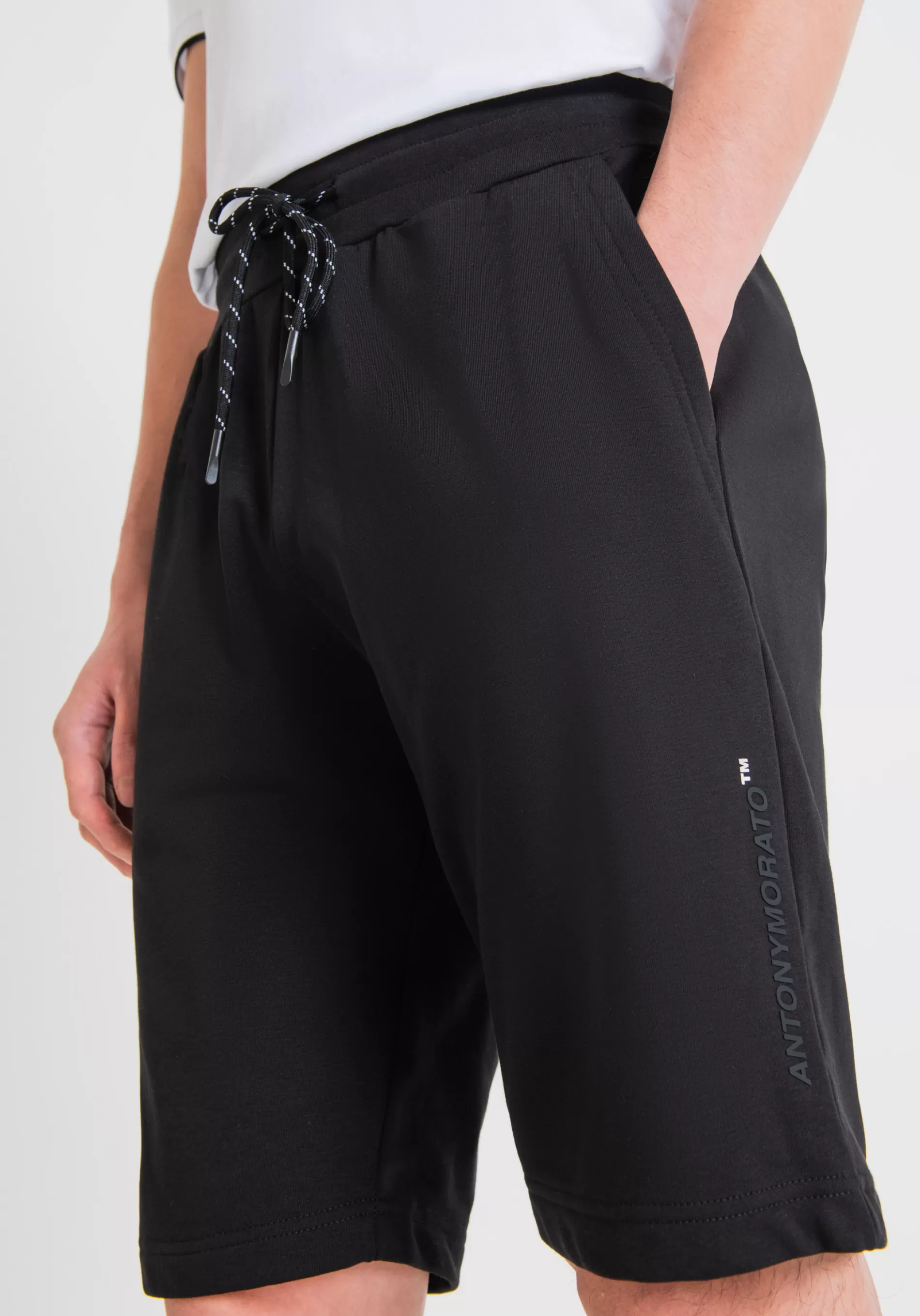 Hot REGULAR FIT SHORTS IN COTTON BLEND AND SUSTAINABLE POLYESTER Trousers