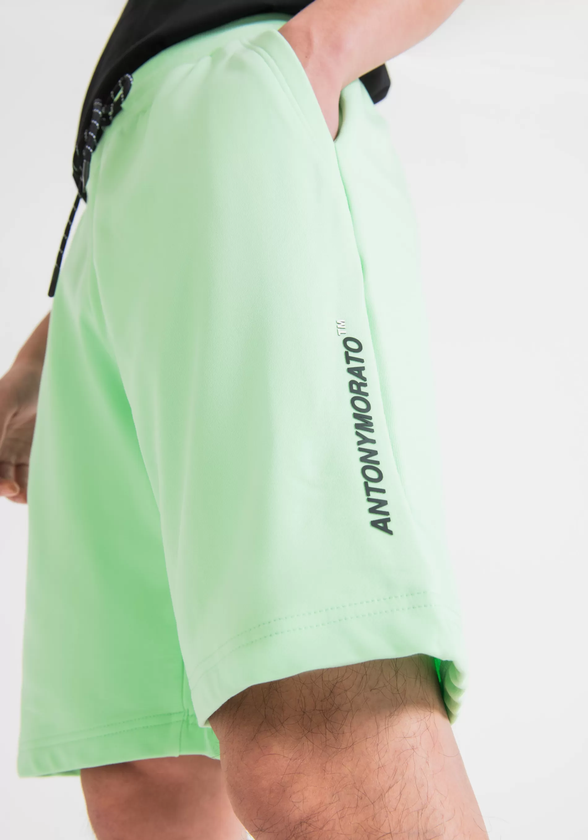 Outlet REGULAR FIT SHORTS IN COTTON BLEND AND SUSTAINABLE POLYESTER Trousers