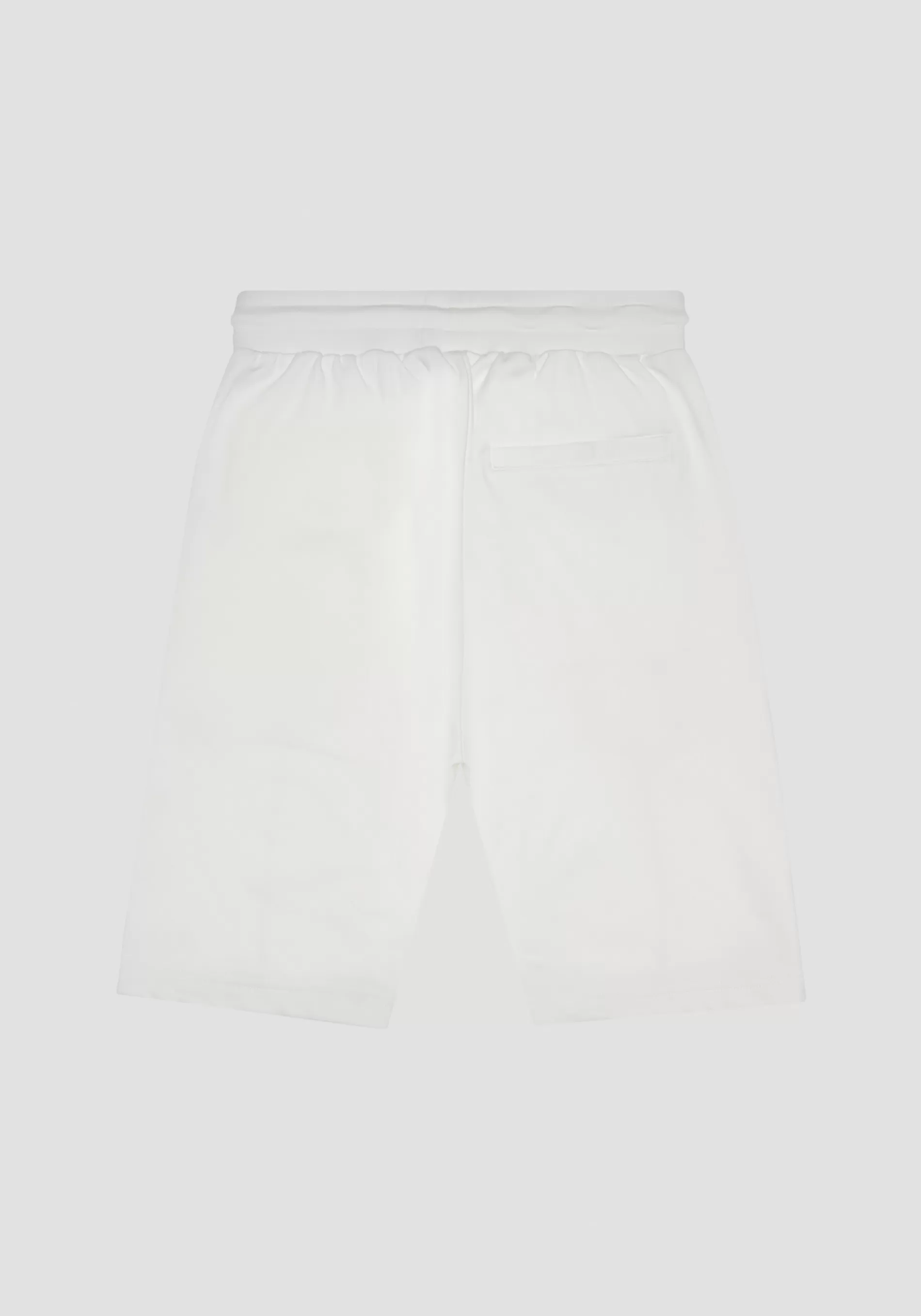 Shop REGULAR FIT SWEATSHORTS IN SUSTAINABLE COTTON-POLYESTER BLEND WITH EMBROIDERED LOGO Trousers