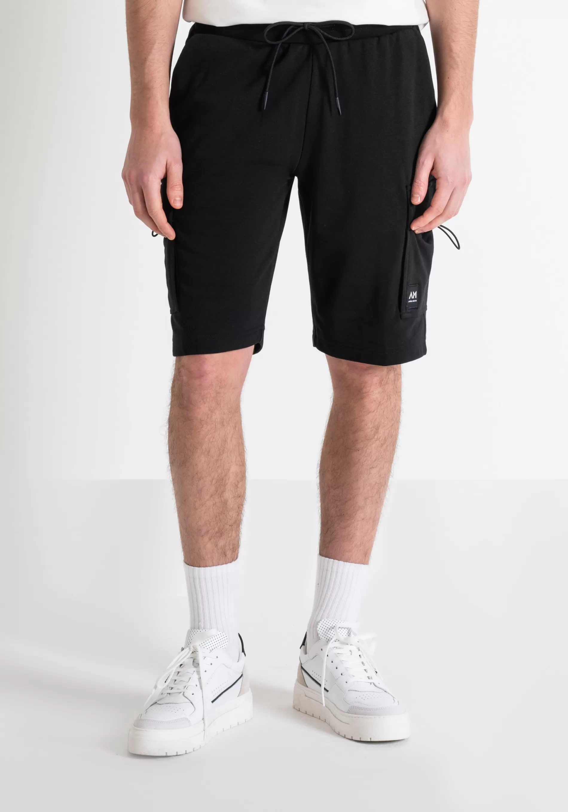 Flash Sale REGULAR FIT SWEATSHORTS IN SUSTAINABLE COTTON-POLYESTER BLEND WITH LOGO PATCH Trousers