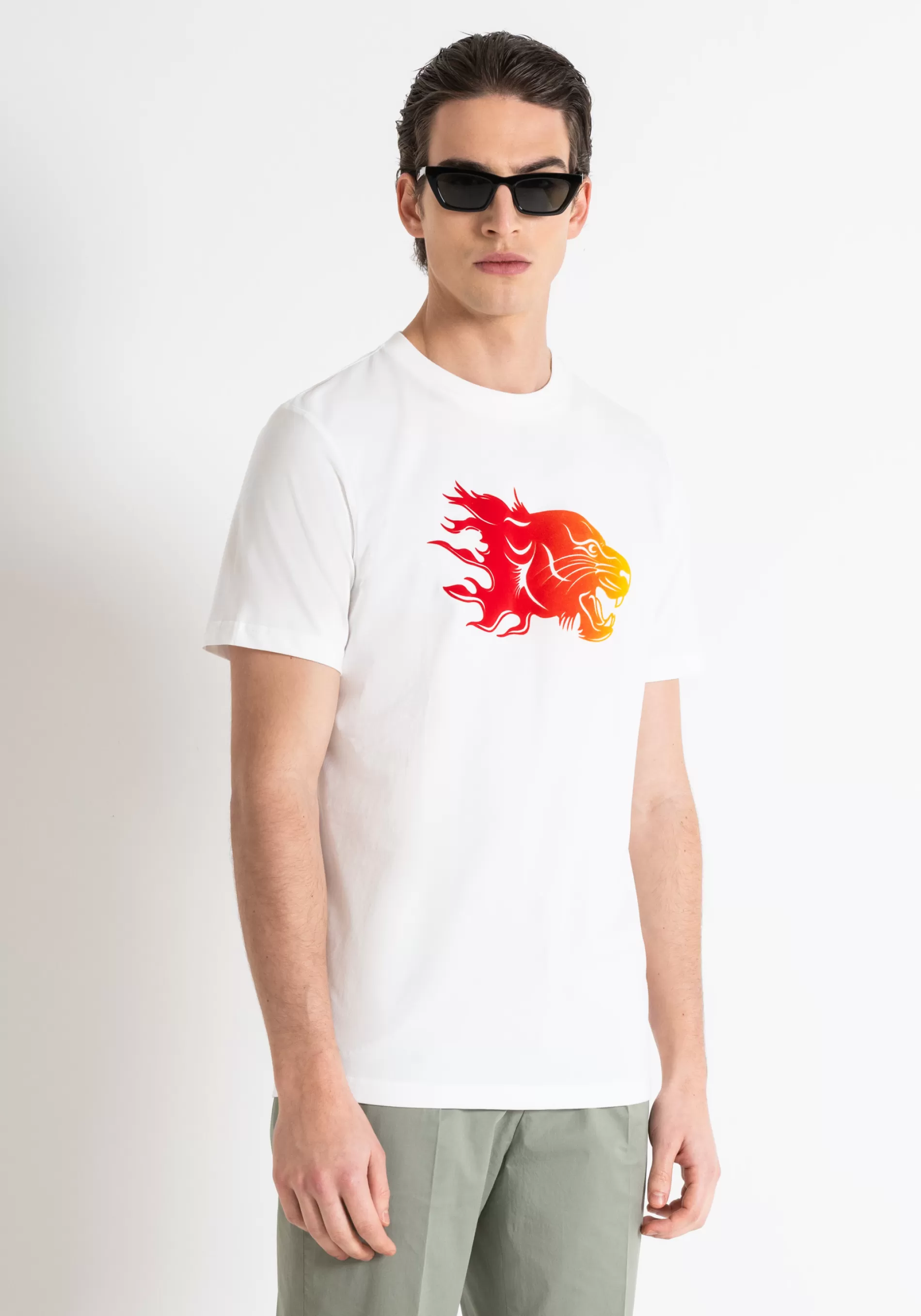 Fashion REGULAR FIT T-SHIRT IN COTTON JERSEY WITH GRADIENT FLOCK PRINT T-shirts and Polo