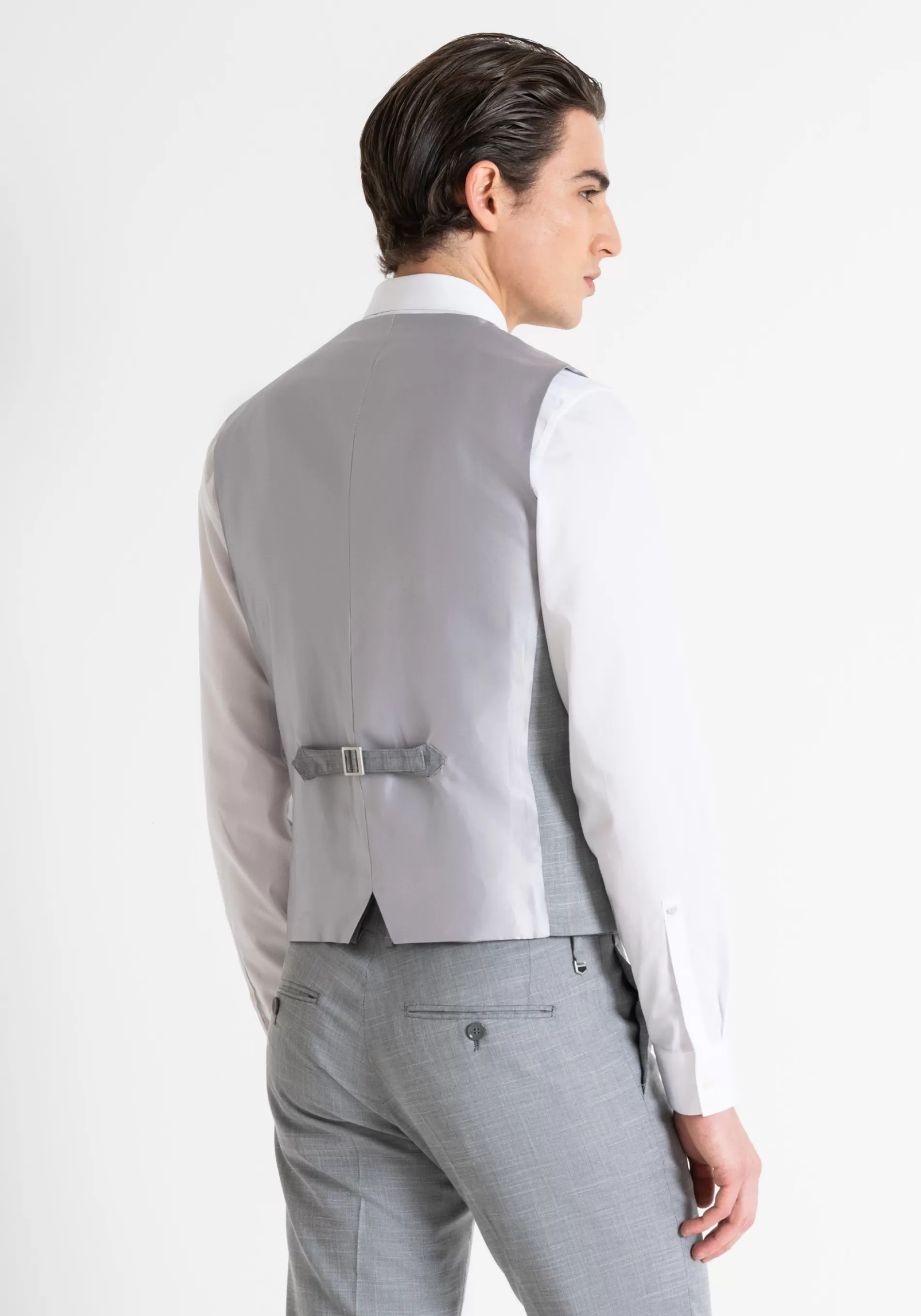 Online SLIM FIT GILET IN ELASTIC VISCOSE BLEND FABRIC WITH FLAMED EFFECT. Jackets and Gilet