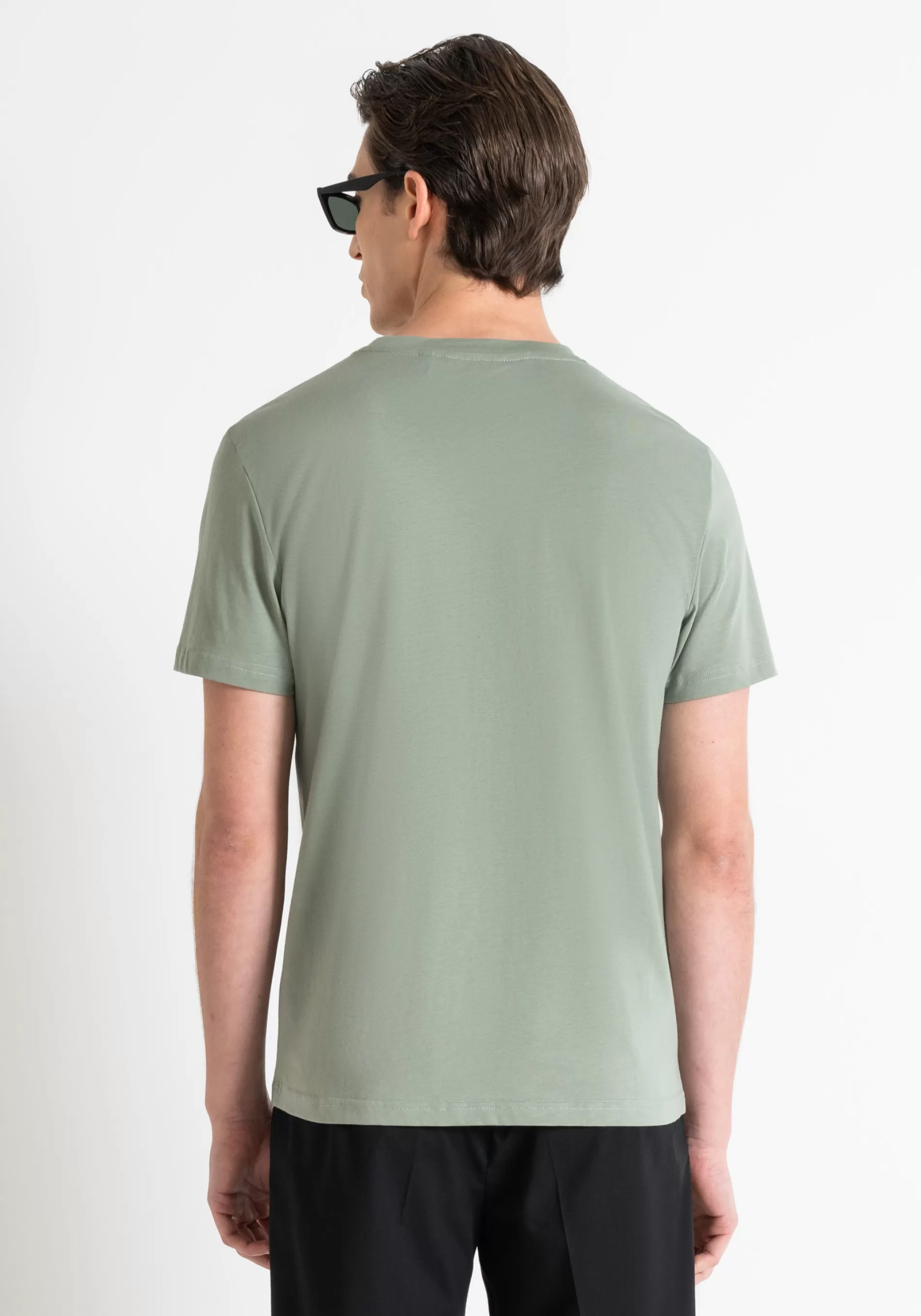 Hot SLIM FIT T-SHIRT IN COTTON JERSEY WITH MATT PLASTIC LOGO PRINT AND RUBBERIZED INJECTION T-shirts and Polo